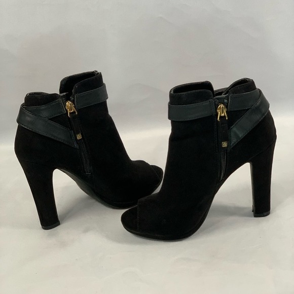 Sam & Libby Black Gold Peep Toe‎ Heeled Booties Faux Suede Belted Women’s Size 6 - Picture 9 of 11